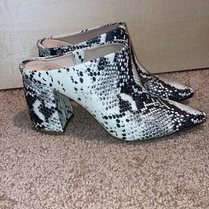 Steven madden pointed toe mules